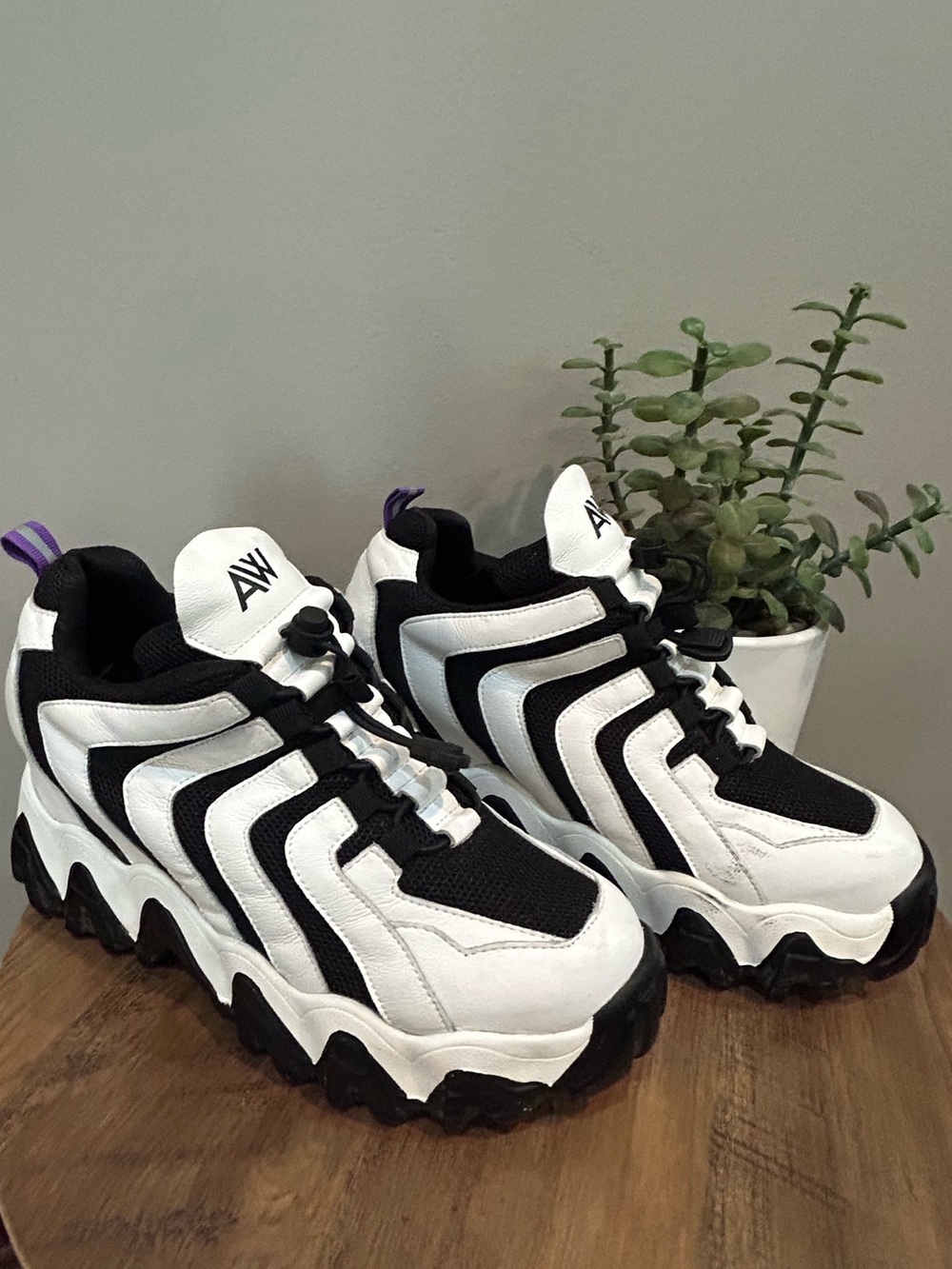 Anthony Wang Blackberry-02 Platform Sneakers White Black Women’s 10